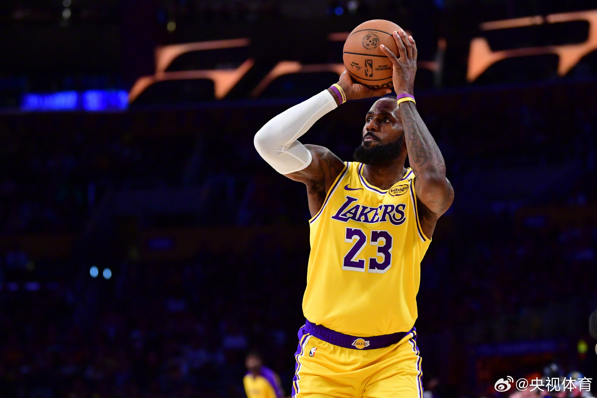 包含詹姆斯关键节点精彩发挥,老鹰带队取胜!的词条 包含詹姆斯关键节点精彩发挥,老鹰带队取胜!的词条